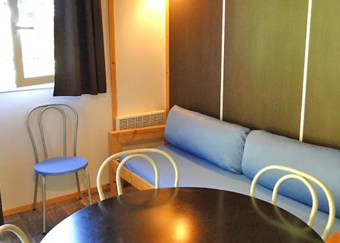 Avec Terrasse Pour 5 Pers, Cuisine Equipee - Api-1-52-661 Camping *