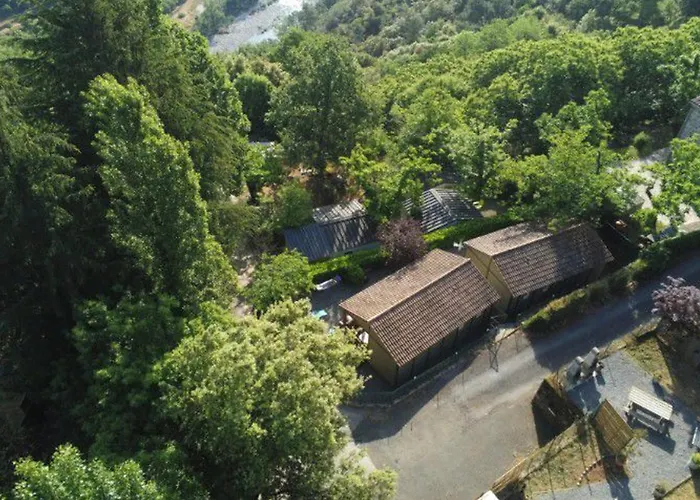 Avec Terrasse Pour 5 Pers, Cuisine Equipee - Api-1-52-661 Camping